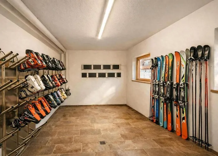 Chez Nous - By Alpenluxus Collection Fügen