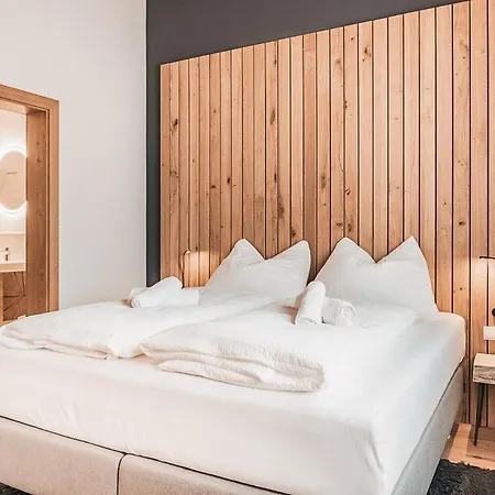 Chez Nous - Alpenluxus Collection * Fügen