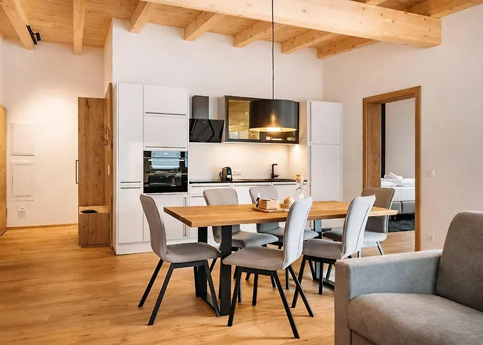 Chez Nous - By Alpenluxus Collection * فغن